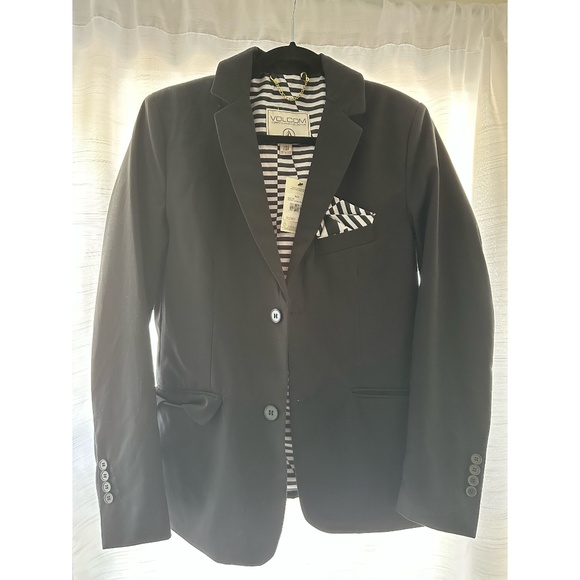 Volcom Men’s Dapper Stone Suit and Pants - Picture 3 of 10